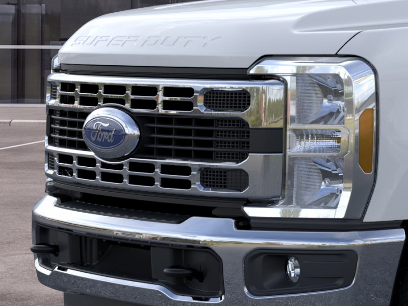 New 2026 Oxford White Ford XL image 41