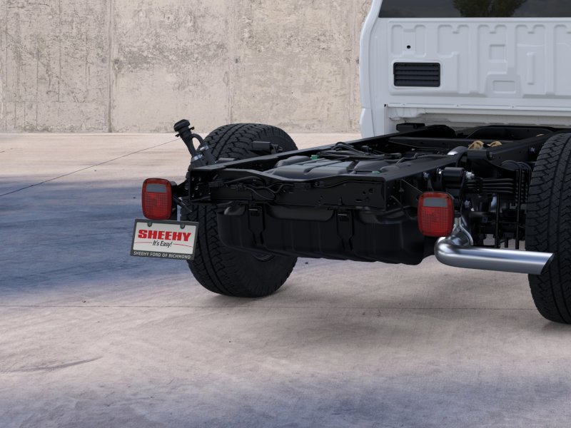 New 2026 Oxford White Ford F-350® XL image 21