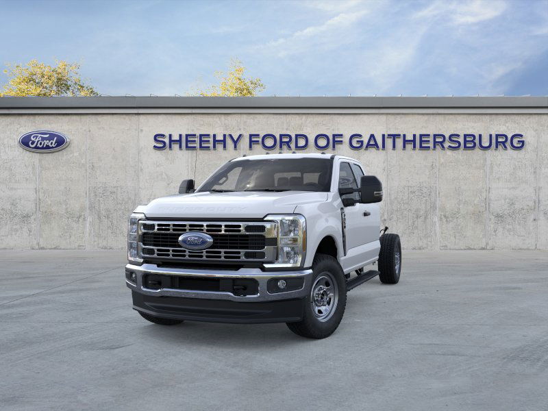 New 2026 Oxford White Ford XL image 17