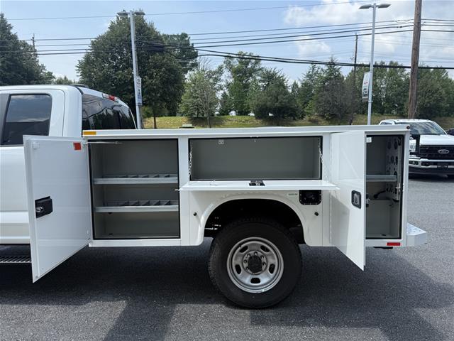 New 2026 Oxford White Ford XL image 35