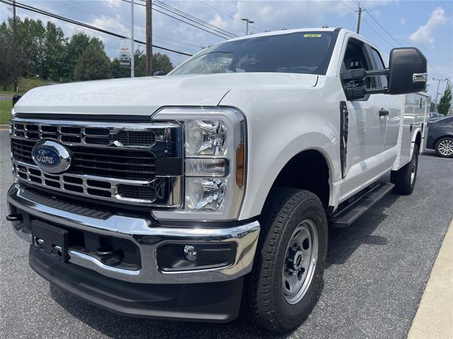 New 2026 Oxford White Ford XL image 26