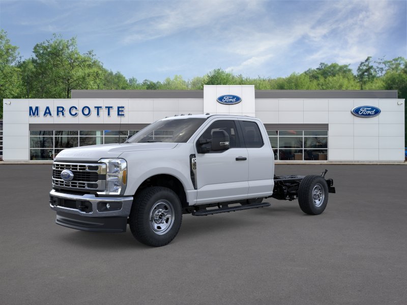 2026 Ford Super Duty F-350 SRW XL