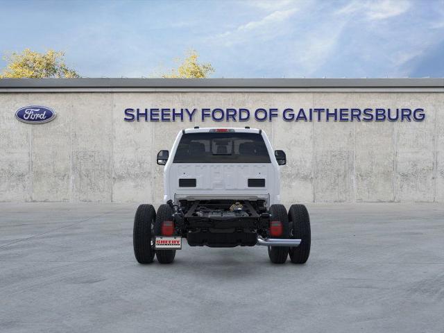 New 2025 Oxford White Ford F-350® XL image 17