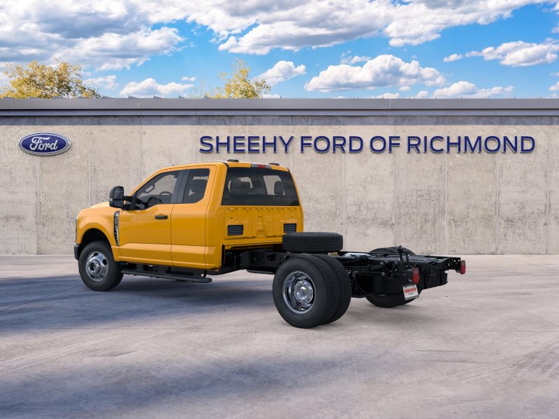 New 2026 Agate Black Metallic Ford F-350® XL image 5