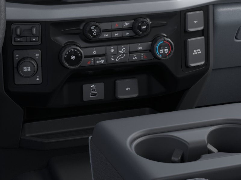 New 2026 Oxford White Ford F-350® XLT image 15