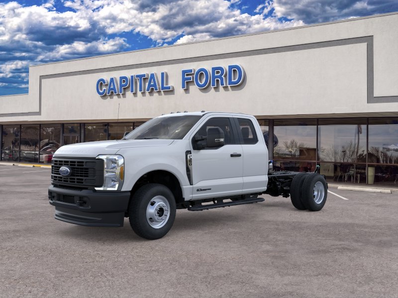 New 2026 Oxford White Ford F-350® XL image 23
