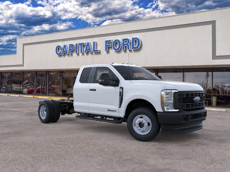 New 2026 Oxford White Ford F-350® XL image 29