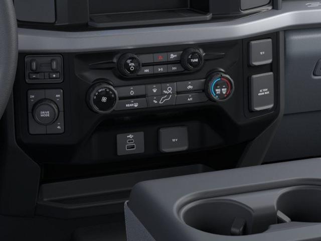 New 2026 Oxford White Ford XL image 37