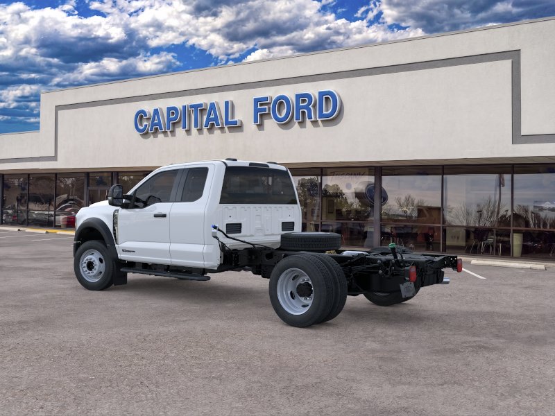 New 2026 Oxford White Ford F-450® XL image 4