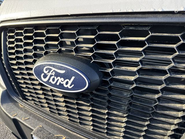 New 2026 Oxford White Ford Cutaway image 43