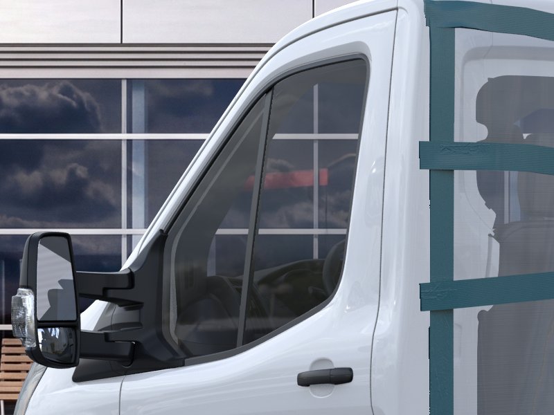2025 Ford Transit Cutaway Base - Photo 20