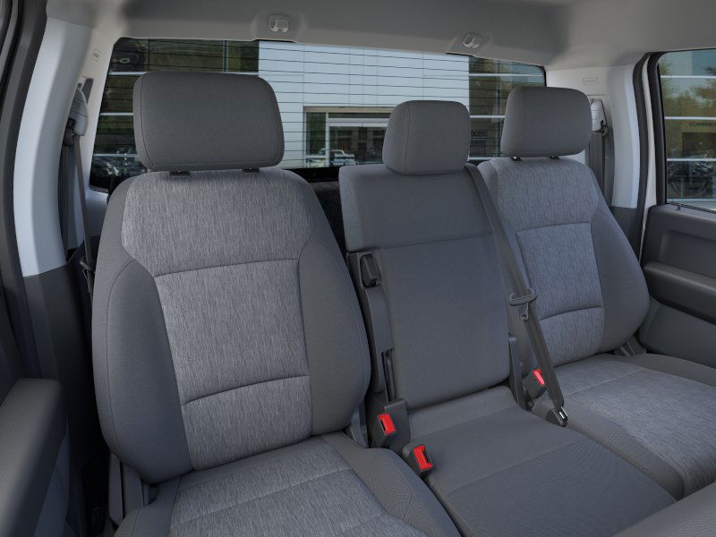 New 2025 Oxford White Ford XL image 32
