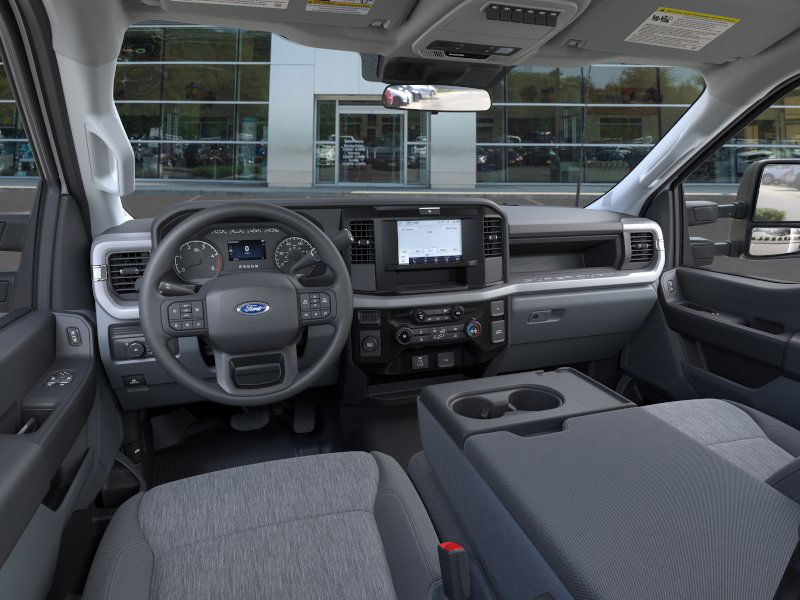 New 2025 Oxford White Ford XL image 31