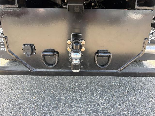 2025 Ford F-550 Super Duty Chassis Cab XL - Photo 37
