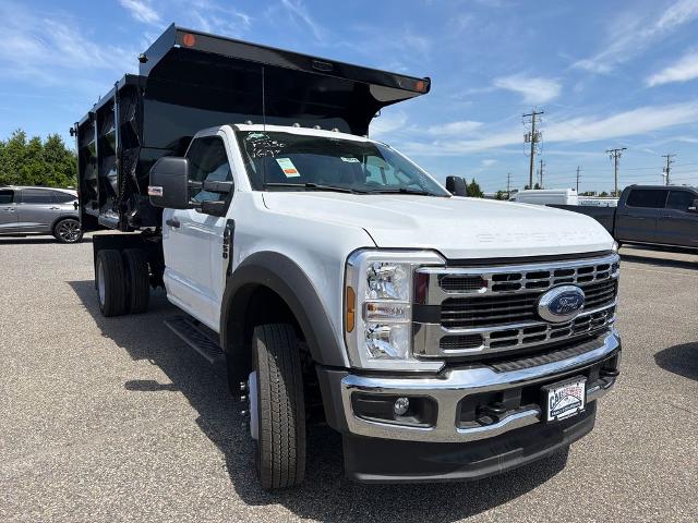 2025 Ford F-550 Super Duty Chassis Cab XL - Photo 28