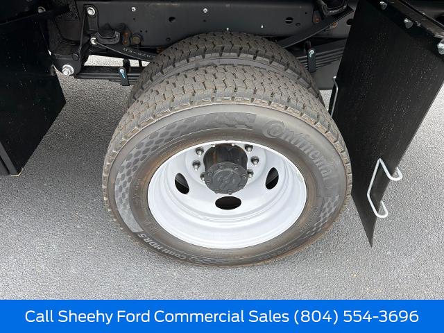New 2026 Oxford White Ford F-550® XL image 10