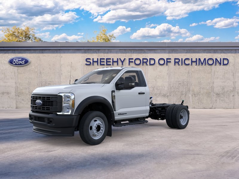 New 2026 Oxford White Ford F-550® XL image 2