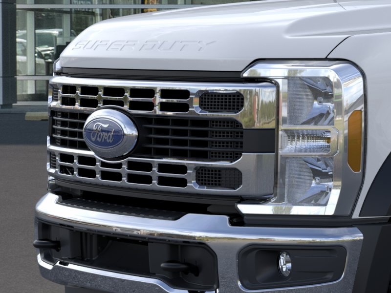 New 2026 Oxford White Ford XL image 51