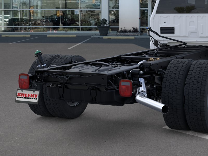 New 2026 Oxford White Ford XL image 55