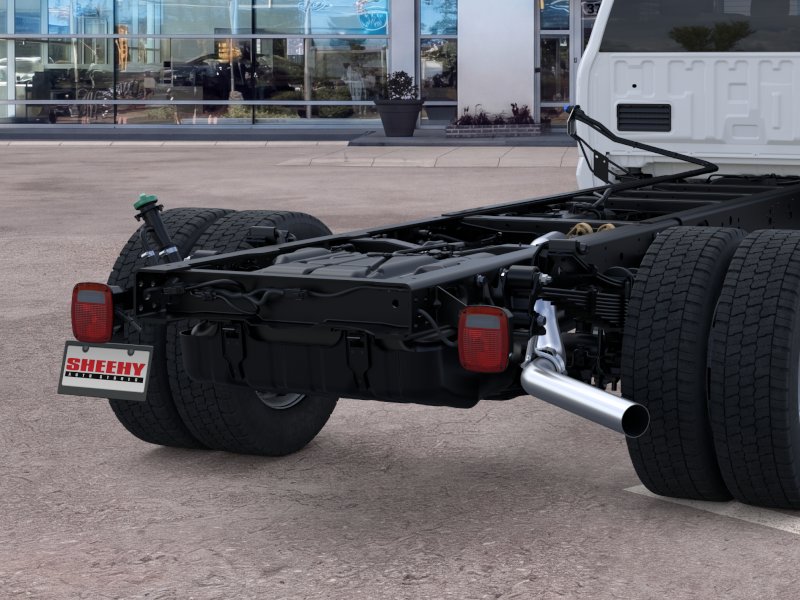 New 2026 Oxford White Ford XL image 55