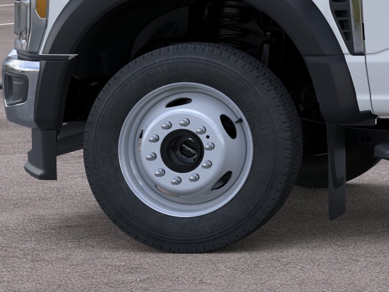 New 2026 Oxford White Ford F-550® XL image 51