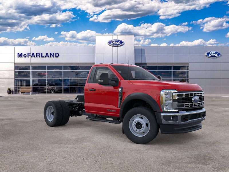 New 2026 Race Red Ford F-600® XLT image 7