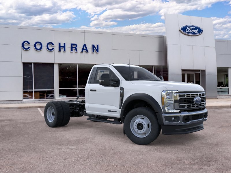 2026 Ford Super Duty F-600 DRW XL