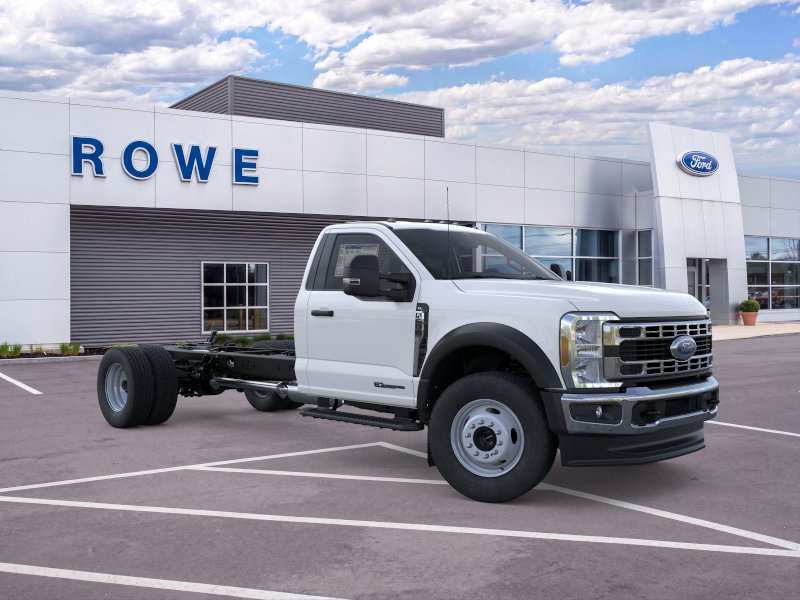 2026 Ford Super Duty F-600 DRW XL