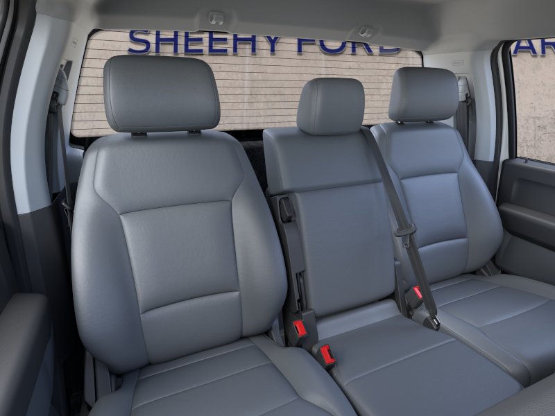 2025 Ford F-350 Super Duty Chassis Cab XLT - Photo 10