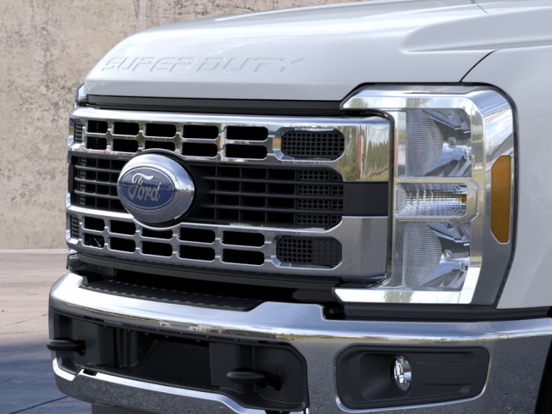 2025 Ford F-350 Super Duty Chassis Cab XLT - Photo 17