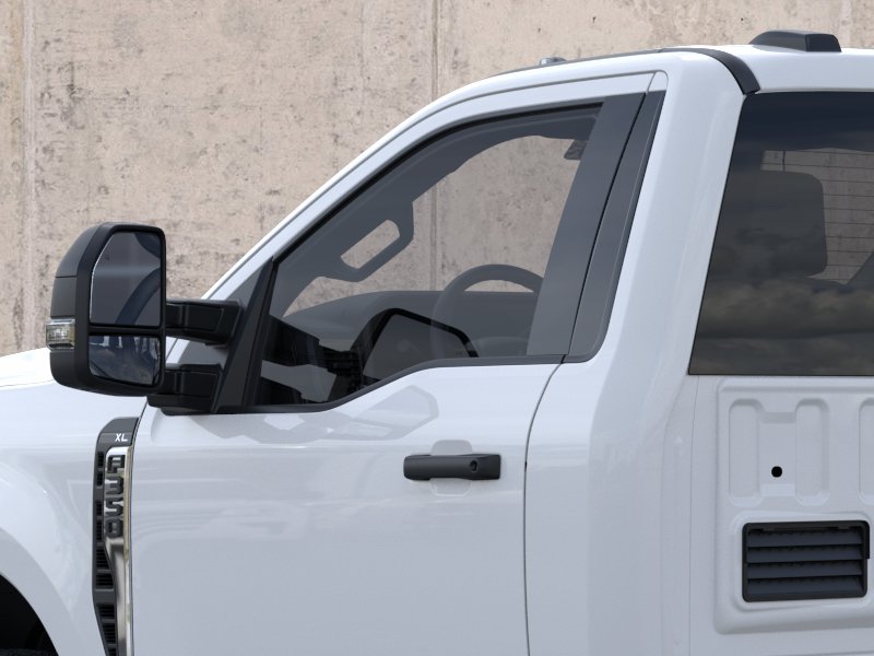 2025 Ford F-350 Super Duty Chassis Cab XLT - Photo 20