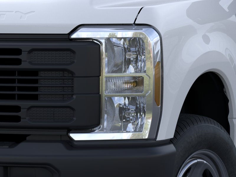 New 2026 Oxford White Ford F-350® XL image 18
