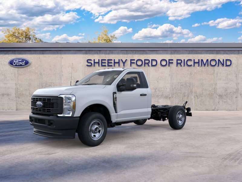 New 2026 Oxford White Ford F-350® XL image 2