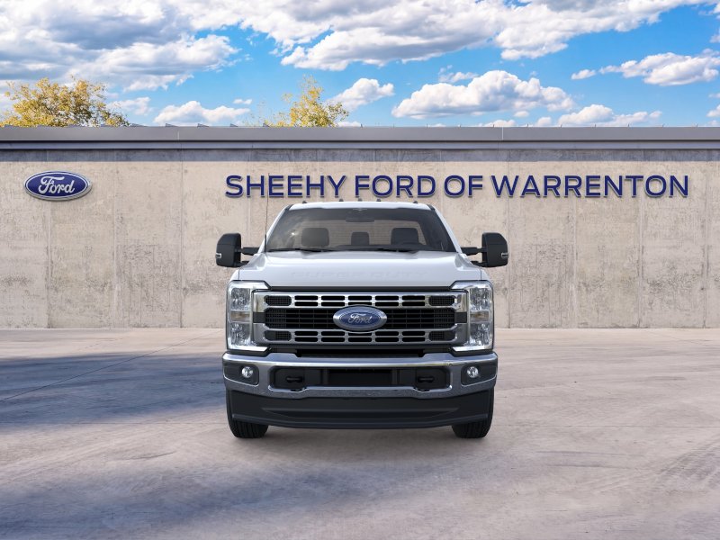 New 2025 Oxford White Ford F-350® XL image 2