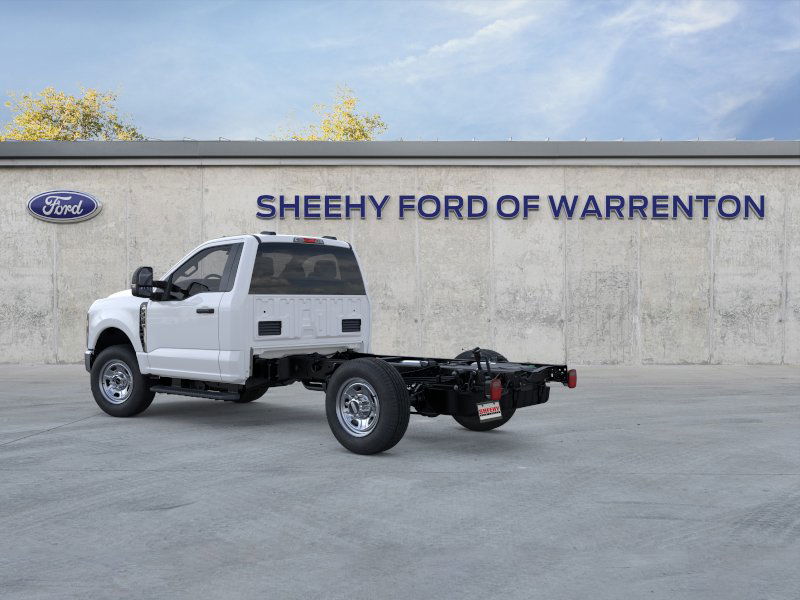 New 2025 Oxford White Ford XL image 39