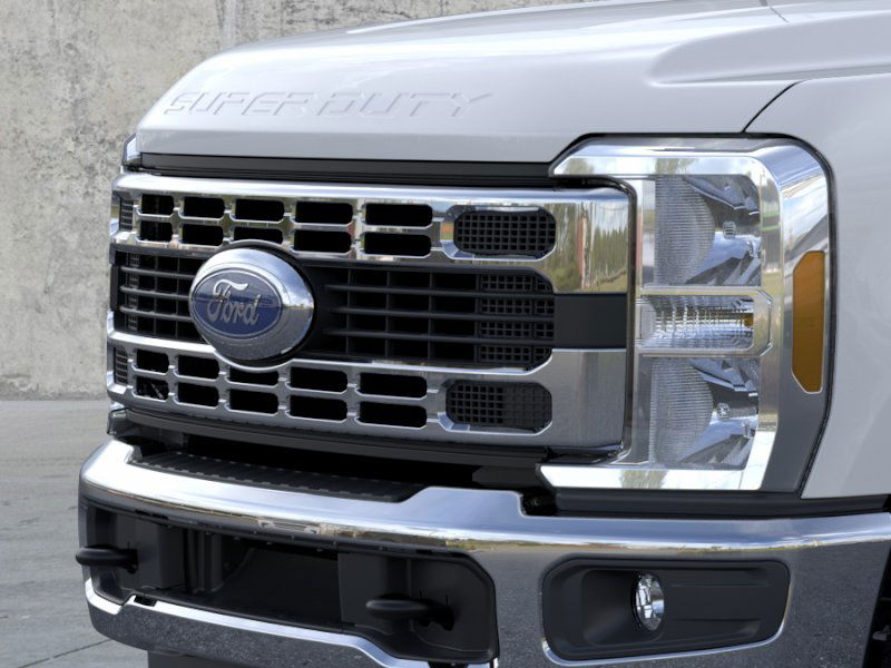 New 2025 Oxford White Ford F-350® XL image 17