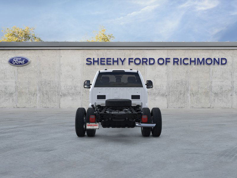 New 2025 Oxford White Ford F-350® XL image 6