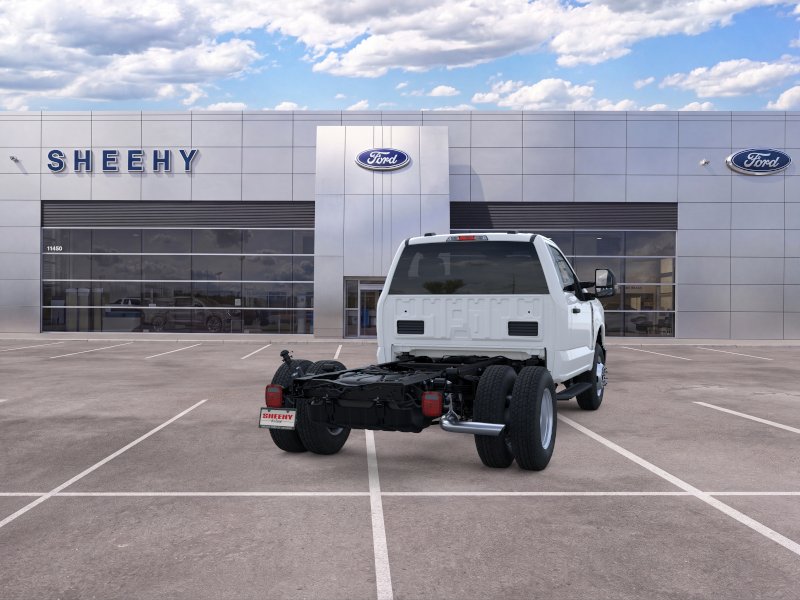 New 2025 Oxford White Ford XL image 30
