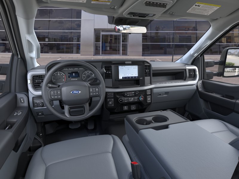 New 2025 Oxford White Ford XL image 31