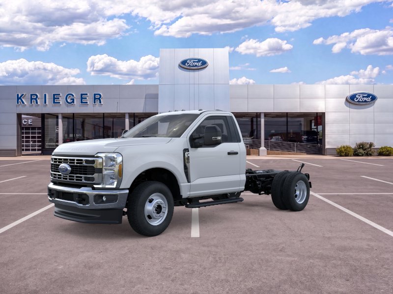 2025 Ford F-350 Super Duty Chassis Cab