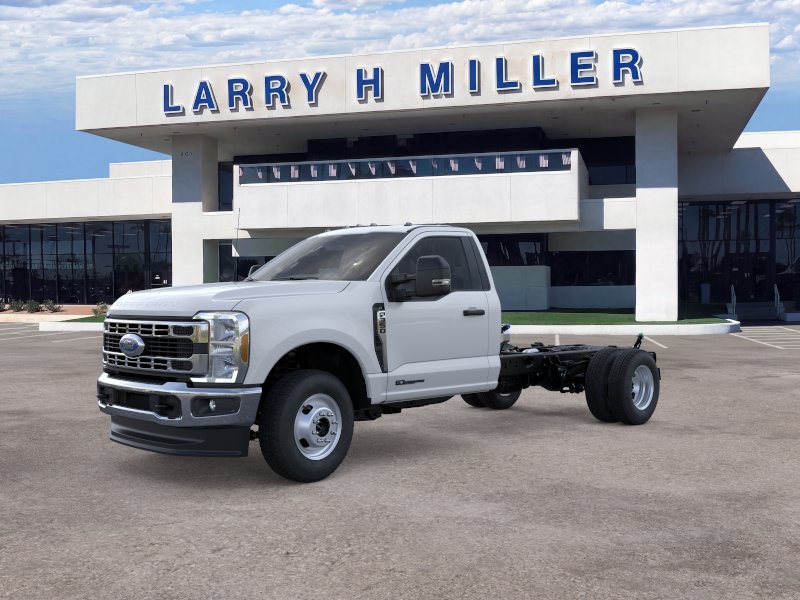 2026 Ford F-350 Super Duty Chassis Cab