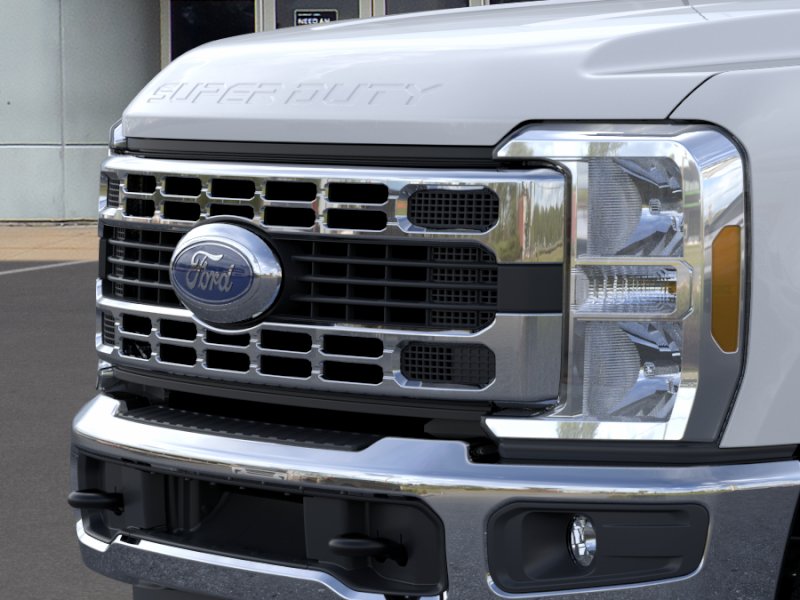 New 2026 Oxford White Ford F-350® XLT image 17