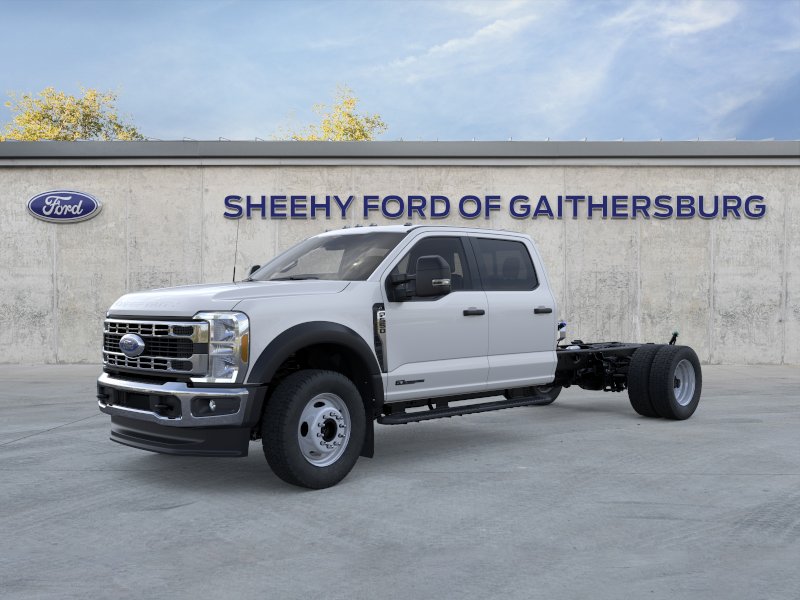 New 2026 Oxford White Ford F-550® XL image 2