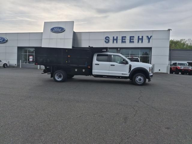 New 2026 Oxford White Ford F-550® XL image 20