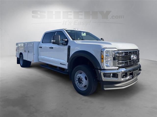 New 2027 Oxford White Ford F-550® XL image 2
