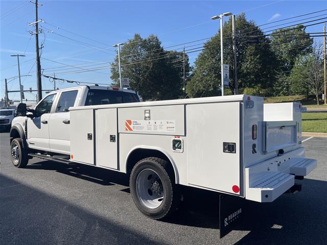 New 2027 Oxford White Ford F-550® XL image 6