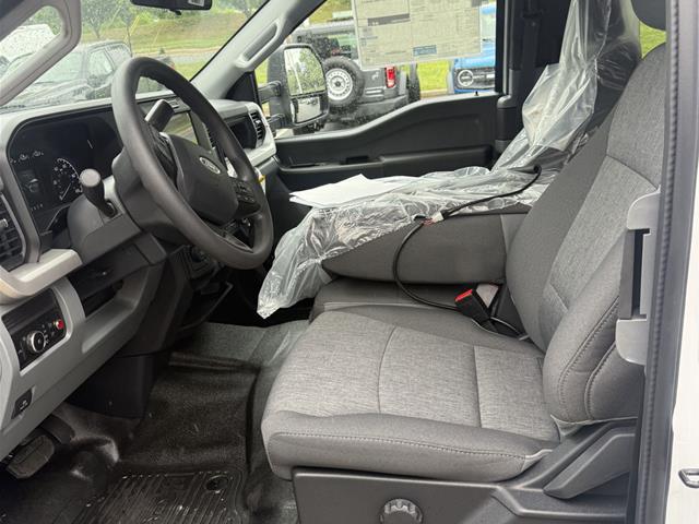 New 2026 Oxford White Ford XL image 60