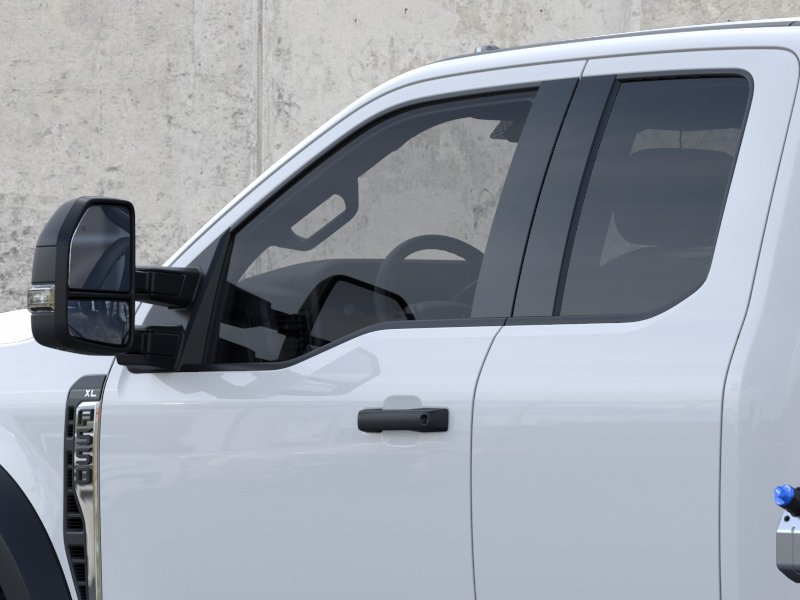 New 2026 Oxford White Ford F-550® XL image 20