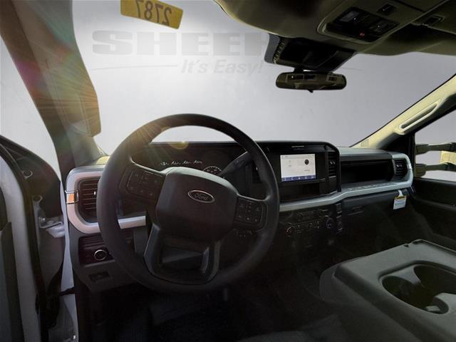 New 2026 Oxford White Ford XL image 42
