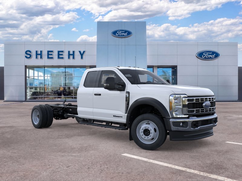 2025 Ford F-550 Super Duty Chassis Cab XL - Photo 40